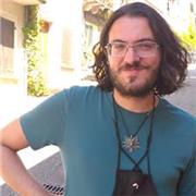 Doy clases particulares en las que hablamos e intentamos no solo aprender, sino entender la temática a base de preguntas que el alumno debe intentar resolver